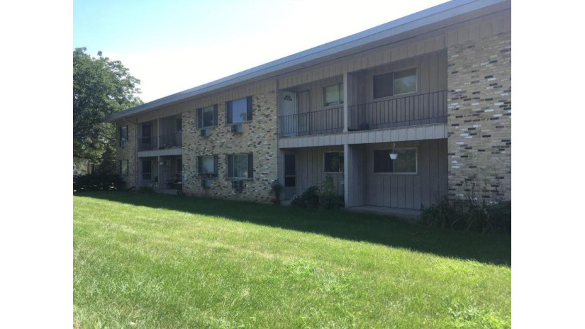 3809 S 35th St Greenfield, WI 53221 by Premier Point Realty LLC $895