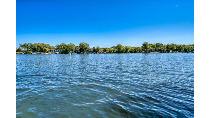 N7294 Krahn Dr Whitewater, WI 53190 by Lake Geneva Area Realty, Inc. $2,550,000