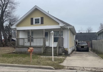 1231 Lawndale Ave, Mount Pleasant, WI 53403-3648