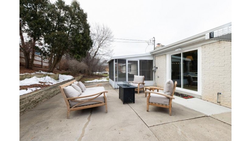 11927 W Locust St Wauwatosa, WI 53222 by Firefly Real Estate, LLC $699,900