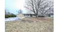 4707 W Elmdale Rd Mequon, WI 53092 by Closing Time Realty, LLC $325,000