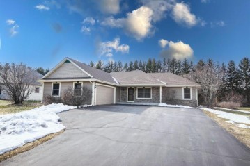 4131 Carneros Way, Jackson, WI 53037-9121