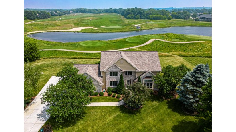 224 Crooked Stick Pass North Prairie, WI 53153 by First Weber Inc - Brookfield $725,000