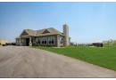 N28W25225 Parkway Ridge Cir -B BLDG 9 UNIT 33, Pewaukee, WI 53072 by Halen Homes I, LLC $592,900