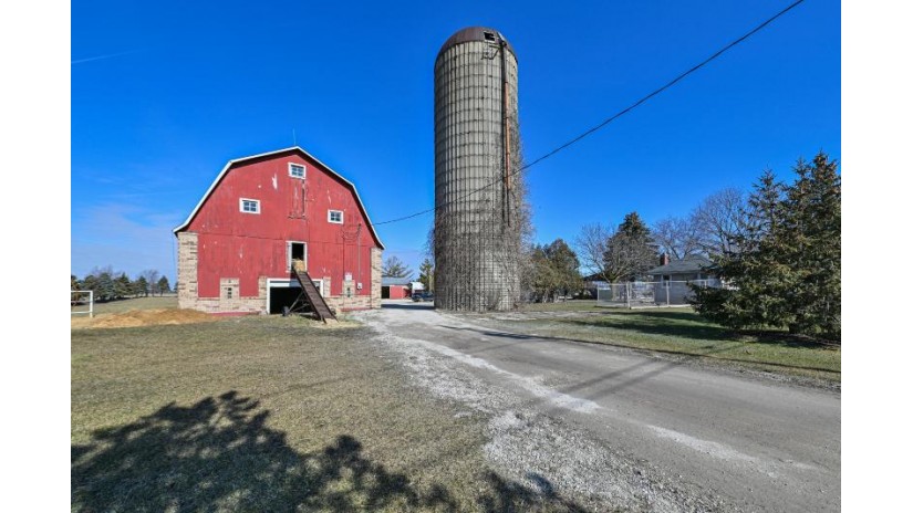 14800 Braun Rd Yorkville, WI 53177 by EXP Realty, LLC~MKE $899,000