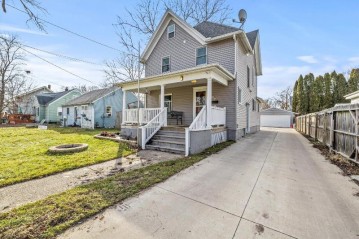 318 Moore St, Beloit, WI 53511