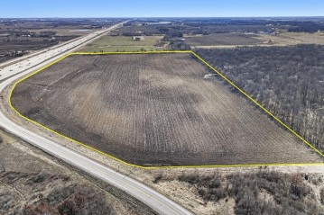 LT1 W Frontage Rd, Paris, WI 53177