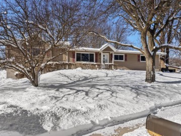 344 S Bruns Ave, Plymouth, WI 53073-2564