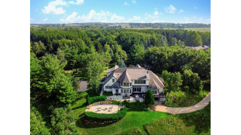 W5003 Cobblestone Rd Walworth, WI 53184 by @properties $1,699,000