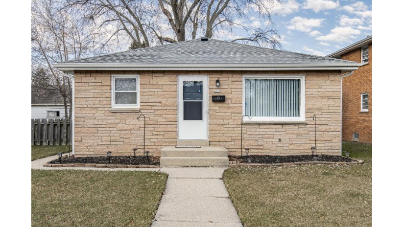 4049 N 68th St Milwaukee, WI 53216 by Keller Williams Realty-Milwaukee Southwest - 262-599-8980 $159,900