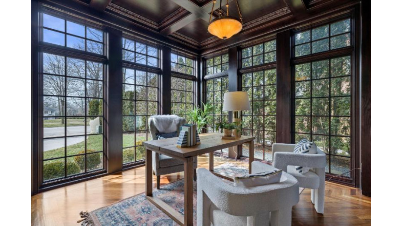 5436 N Lake Dr Whitefish Bay, WI 53217 by Powers Realty Group - suzanne@powersrealty.com $2,795,000