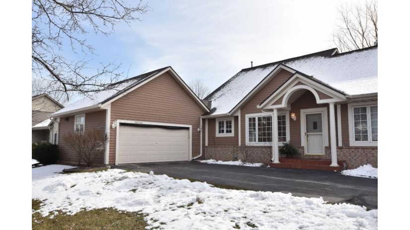 N48W16157 Lone Oak Ln Menomonee Falls, WI 53051 by Resolute Real Estate LLC - 414-412-9790 $440,000