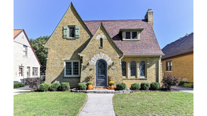 2328 N 73rd St Wauwatosa, WI 53213 by Firefly Real Estate, LLC $449,900