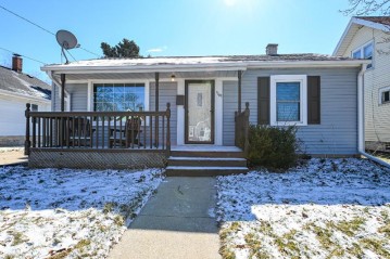 1205 Ellis St, Waukesha, WI 53186-5614