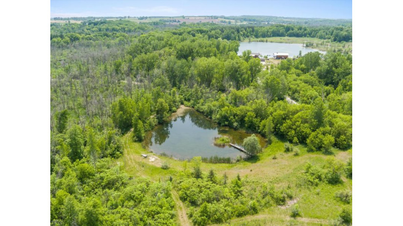 N2827 Dusty Ln Lyndon, WI 53011 by Liysa Callsen Realty LLC $2,214,500