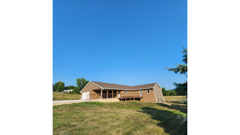 340 N Commercial St Viola, WI 54664 by Matthes Real Estate $339,900