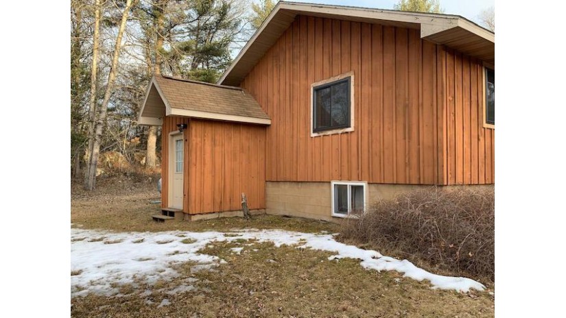 N12190 Tower Rd Athelstane, WI 54104 by Black Diamond Realty LLC $319,000