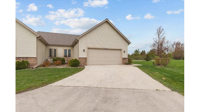 W206N16170 Stonebrook Dr 12 Jackson, WI 53037 by Hanson & Co. Real Estate $359,900