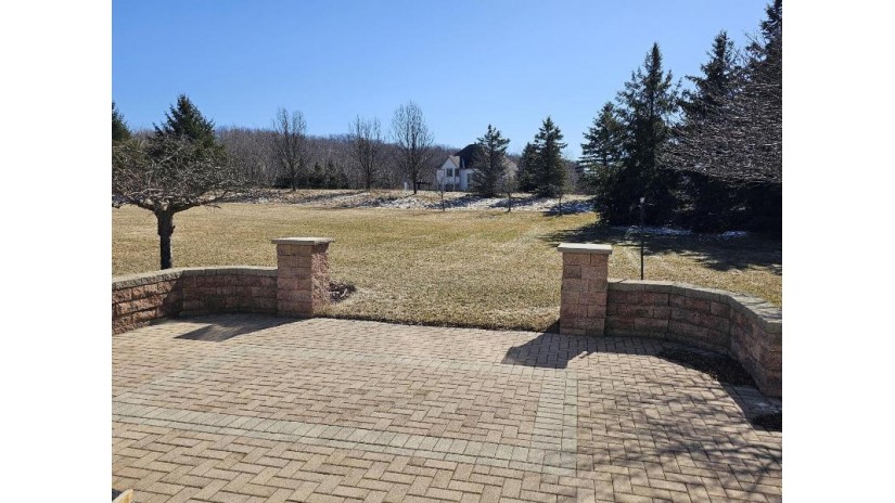 3801 Ridgeview Ct Richfield, WI 53017 by List2Sell, LLC $849,900