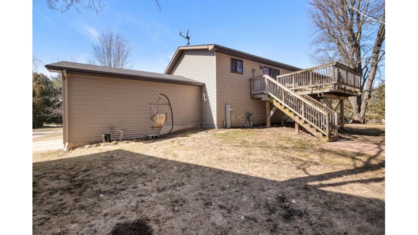 6423 S Union Rd Newton, WI 54220 by Coldwell Banker Real Estate Group~Manitowoc - 920-769-1600 $379,900