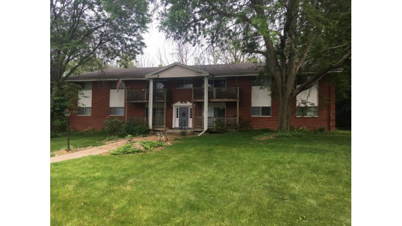 207 Williamsburg Dr Thiensville, WI 53092 by Premier Point Realty LLC $1,295