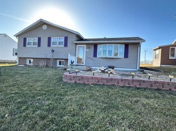 306 1st Ave Sw, Spring Grove, MN 55974