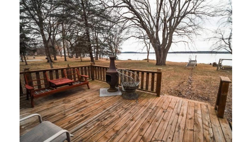 W559 Deer Ln Mecan, WI 53949 by Emmer Real Estate Group $335,000