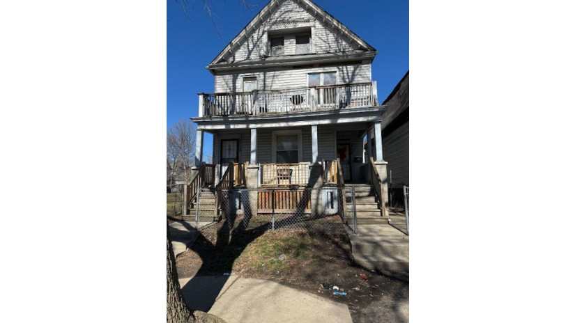 2708 W Wright St 2710 Milwaukee, WI 53210 by Keller Williams Realty-Milwaukee North Shore $54,900