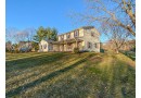 W237S4800 Big Bend Rd, Waukesha, WI 53189 by Lake Country Flat Fee $539,900