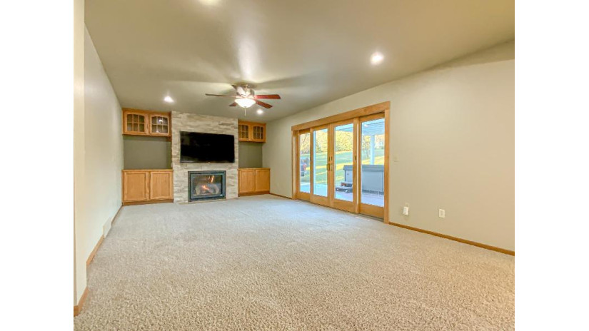 W237S4800 Big Bend Rd Waukesha, WI 53189 by Lake Country Flat Fee $539,900