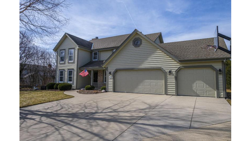 W158N7407 Pinewood Trl Menomonee Falls, WI 53051 by First Weber Inc - Brookfield $619,900