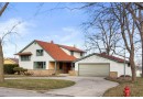 1510 W Mallory Ave, Milwaukee, WI 53221 by Badger Realty Team - Greenfield $389,000
