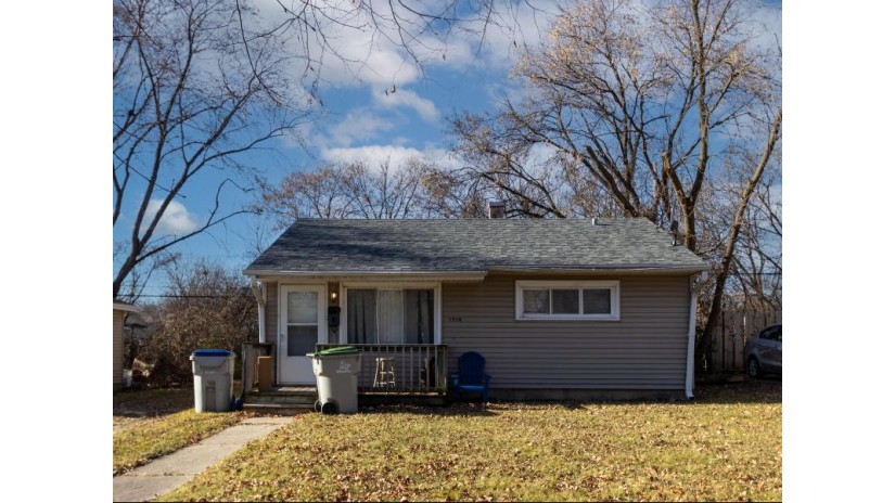 5739 N 61st St Milwaukee, WI 53218 by Keller Williams-MNS Wauwatosa $114,900