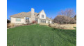 205 Kestrel Way Hartland, WI 53029 by Kings Way Realty, LLC $1,225,000