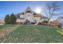 205 Kestrel Way, Hartland, WI 53029 by Kings Way Realty, LLC $1,200,000