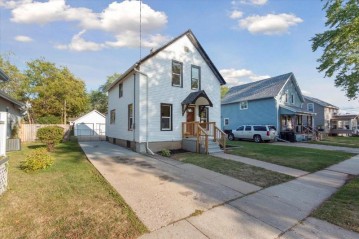 1125 Hackett St, Beloit, WI 53511