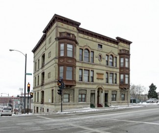 1305 N Milwaukee St 1, Milwaukee, WI 53202