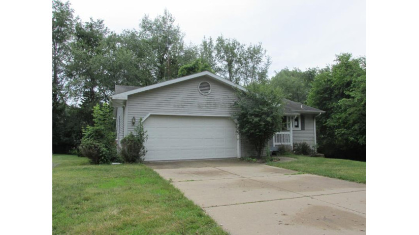 4323 Northview Dr Delavan, WI 53115 by Century 21 Affiliated $399,900