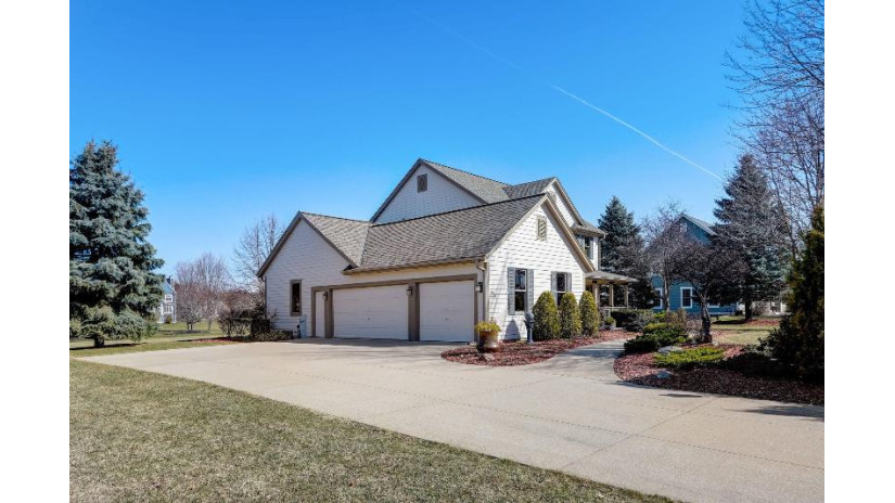 N74W28770 Zimmers Xing Merton, WI 53029 by First Weber Inc - Delafield $674,900