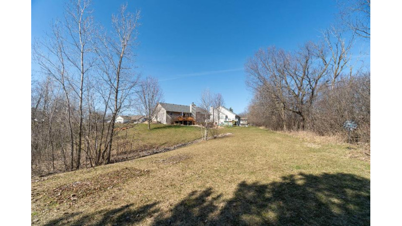 W3759 Deer Dr S Geneva, WI 53147 by Lake Geneva Area Realty, Inc. $485,000