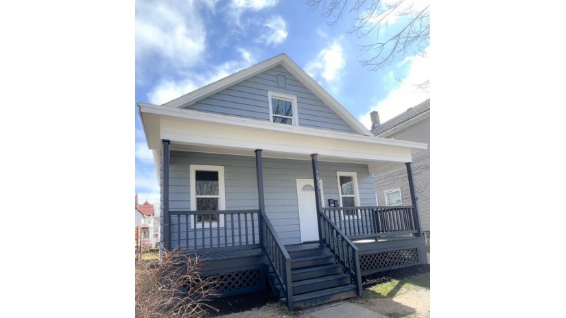 1033 Villa St Racine, WI 53403 by Parkway Realty, LLC $174,500