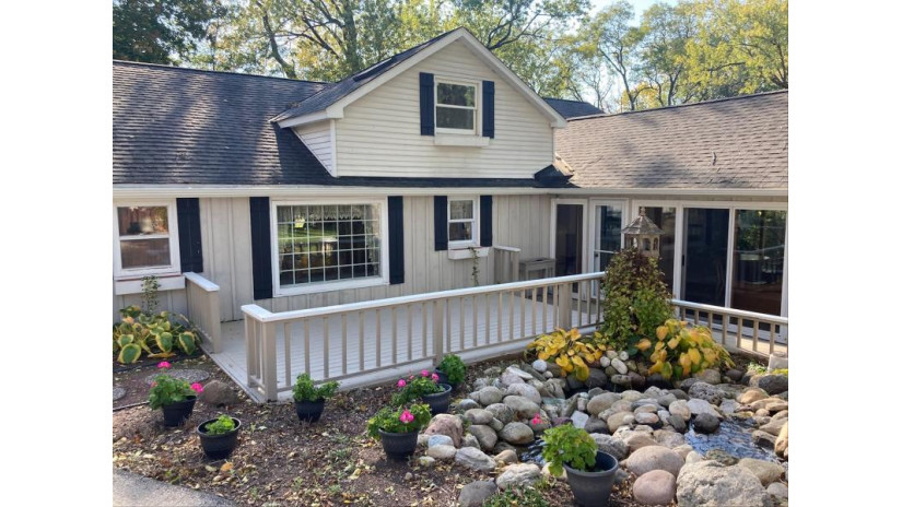 N44W32646 Watertown Plank Rd Nashotah, WI 53058 by First Weber Inc - Delafield $599,900