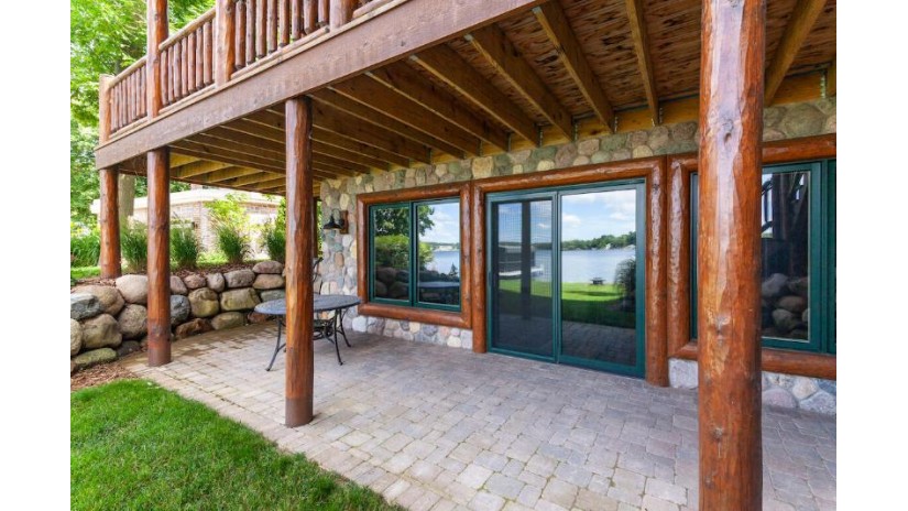 N60W34978 Lake Dr Oconomowoc, WI 53066 by Coldwell Banker Elite - info@cb-elite.com $2,750,000