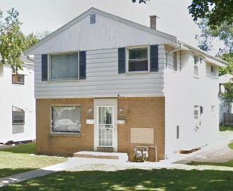 4344 N 88th St 4346, Milwaukee, WI 53222-1721