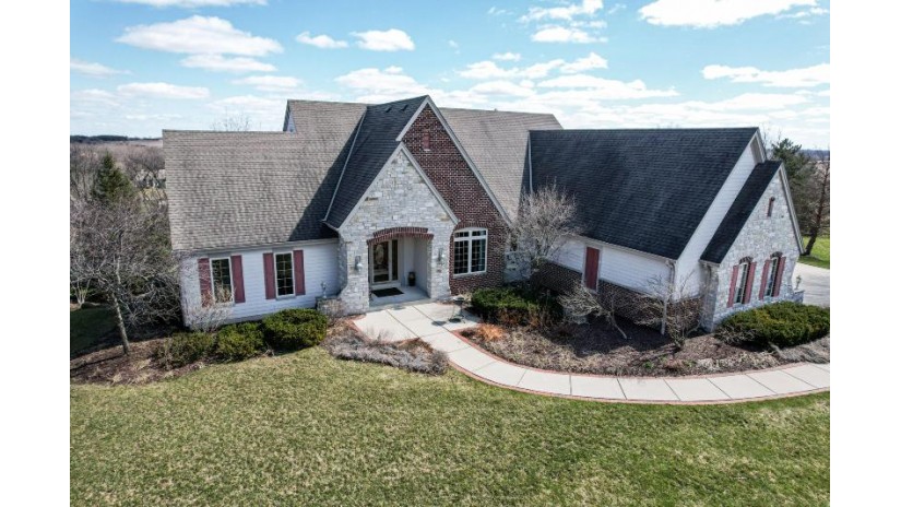 N87W27321 Emerald Fields Ct Lisbon, WI 53029 by Compass RE WI-Tosa $779,000