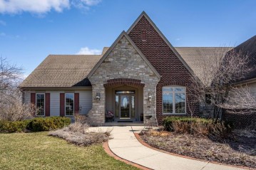 N87W27321 Emerald Fields Ct, Lisbon, WI 53029