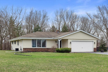 N23W27071 Shelley Lynn Dr, Pewaukee, WI 53072