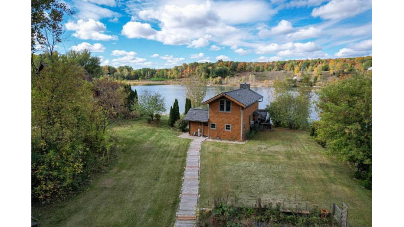 W6585 Pine Hill Trl Lyndon, WI 53011 by Compass RE WI-Tosa $549,900