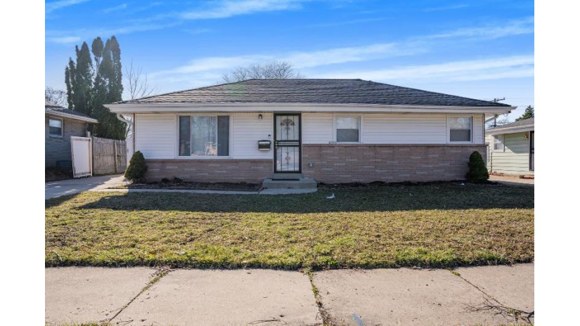 6547 N 83rd St Milwaukee, WI 53223 by Empowerment Realty Group LLC $220,000