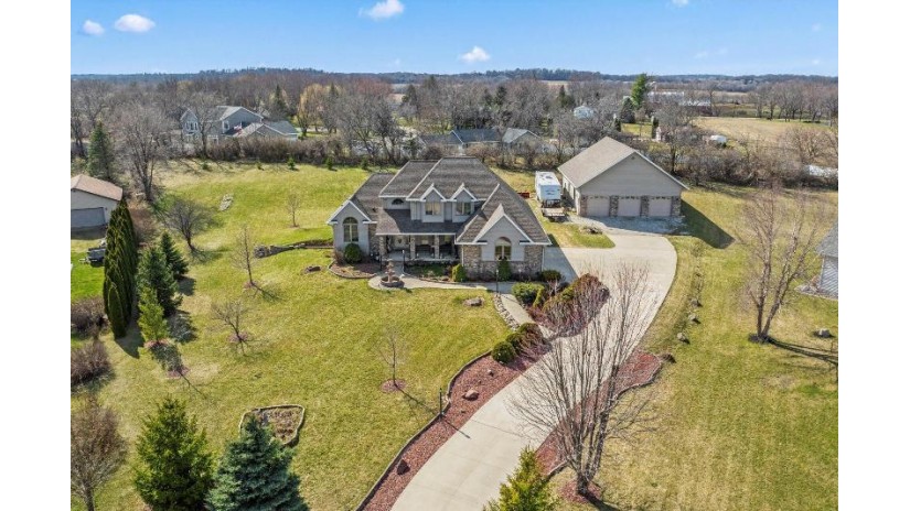 W9629 Breidsan Hill Dr Whitewater, WI 53190 by 1st Choice Properties $695,000